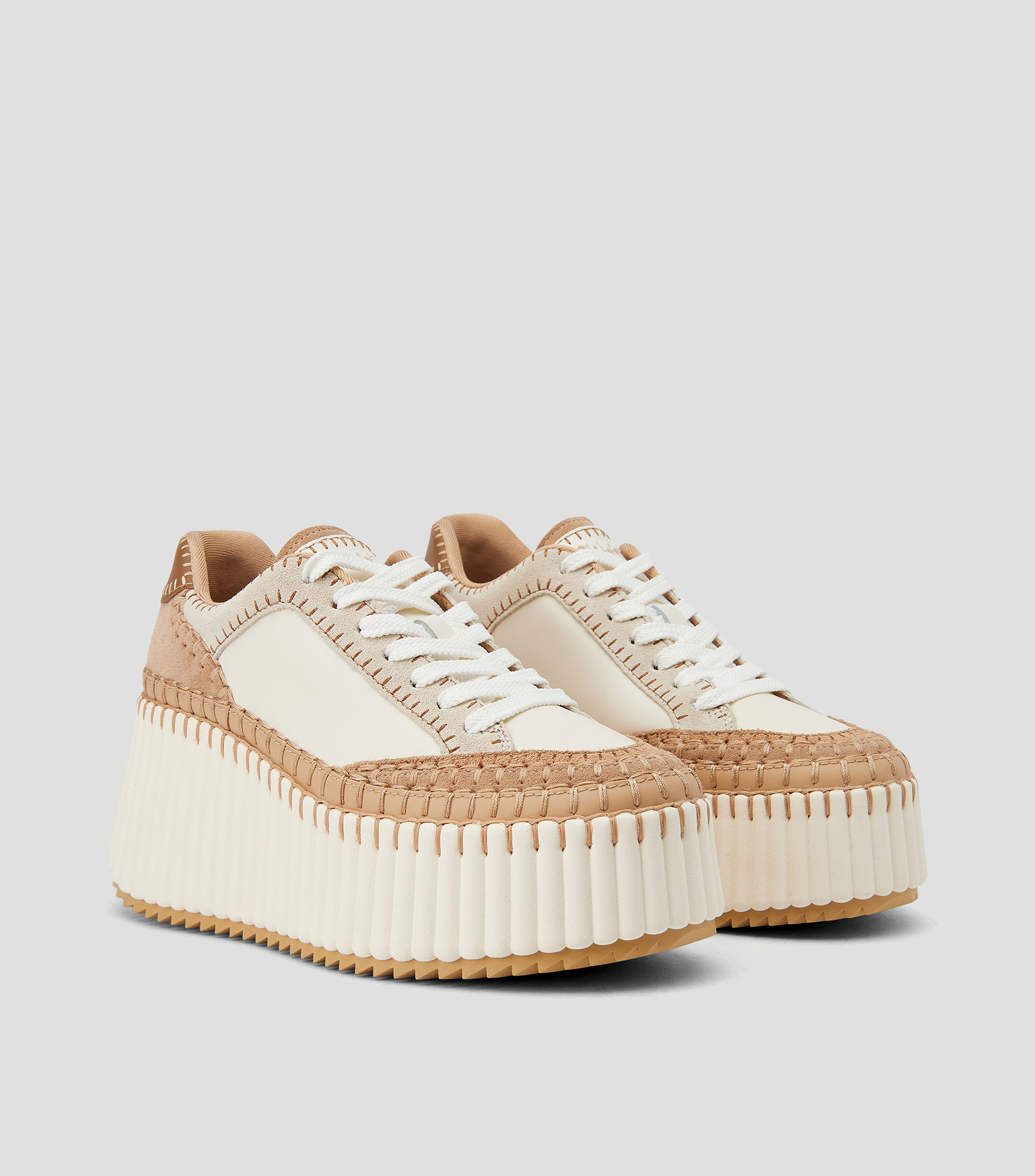 Tenis Nama Mujer